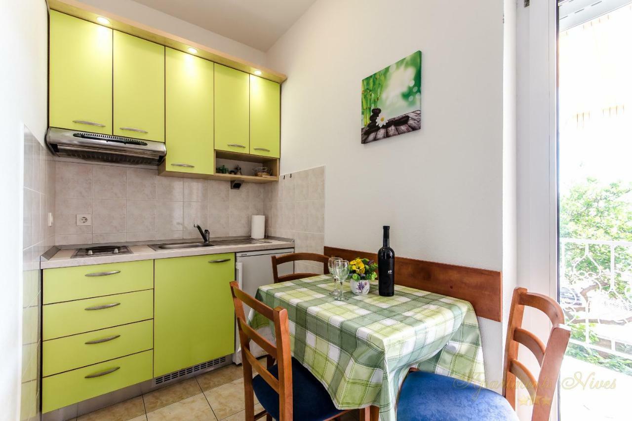 Apartments Nives Suhi Potok Jesenice  Eksteriør billede