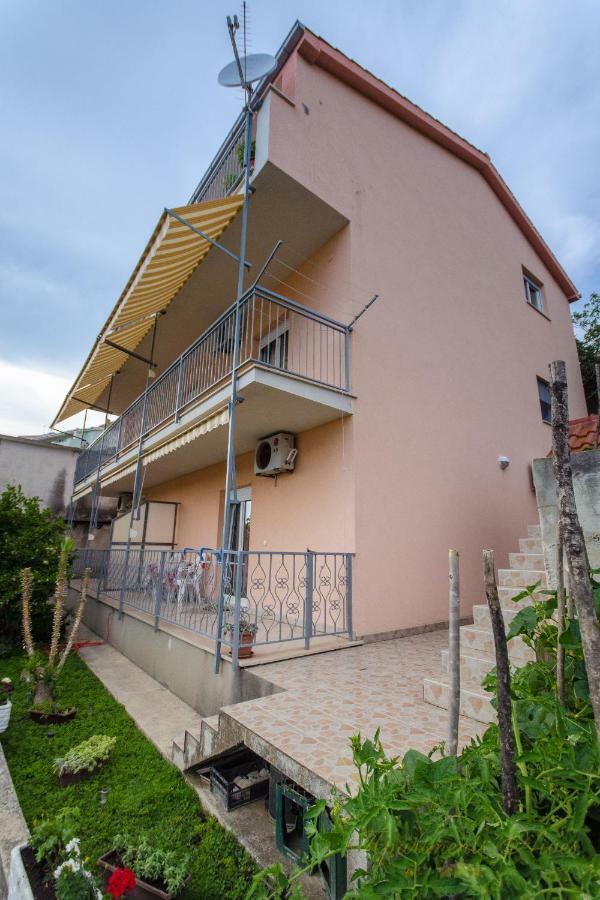 Apartments Nives Suhi Potok Jesenice  Eksteriør billede