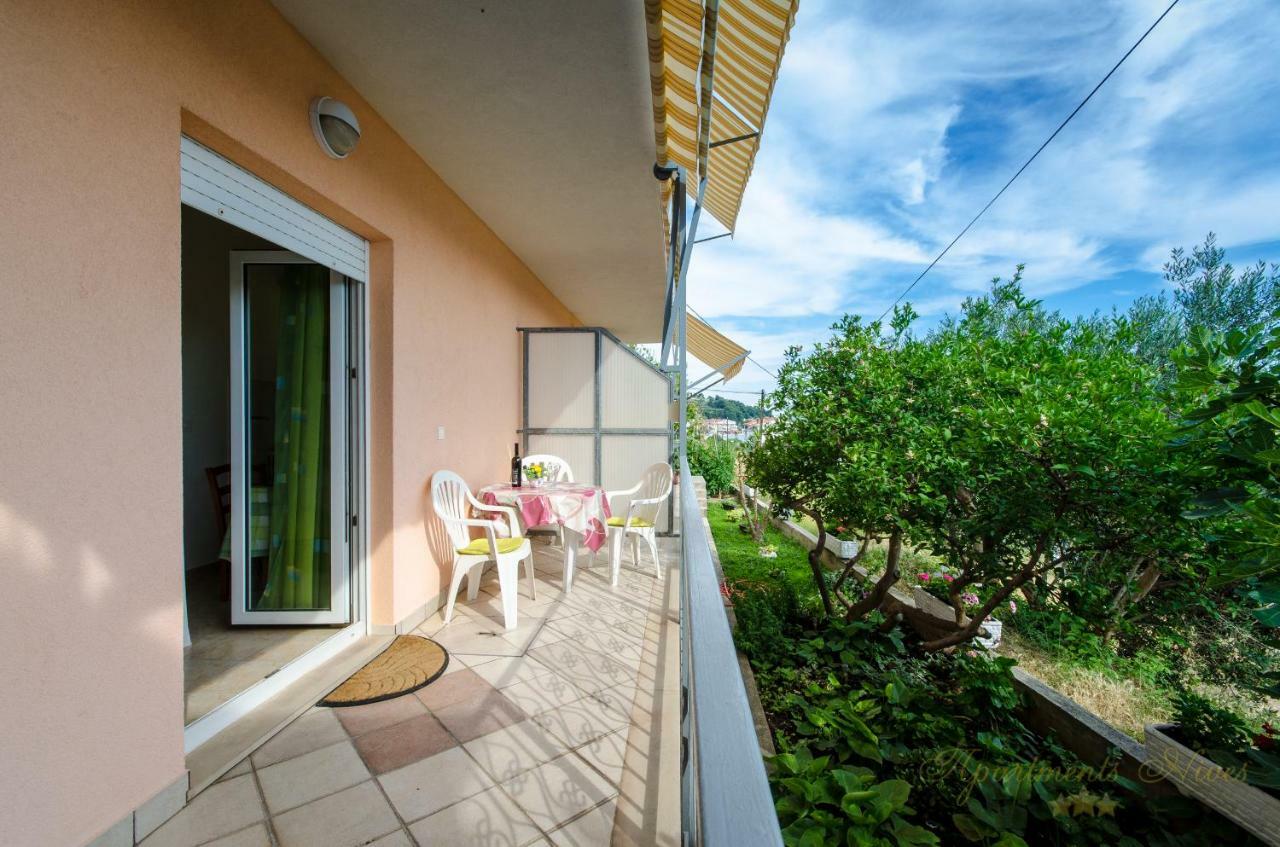 Apartments Nives Suhi Potok Jesenice  Eksteriør billede