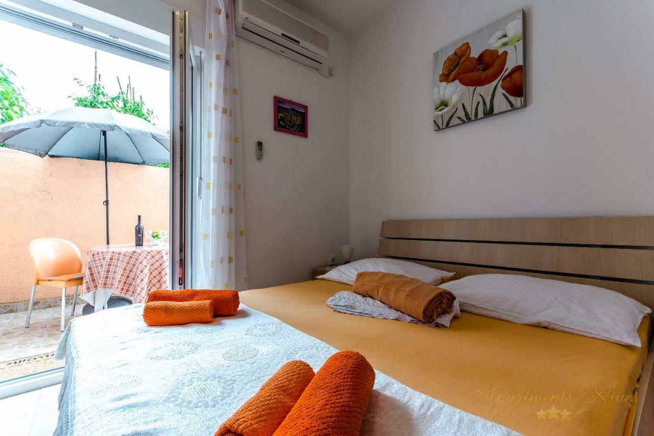 Apartments Nives Suhi Potok Jesenice  Eksteriør billede